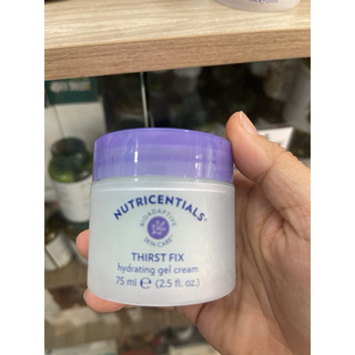 Kem dưỡng da ban đêm nuskin thirst fix
