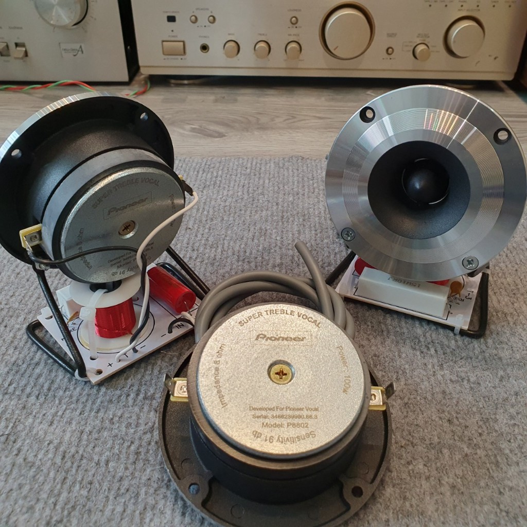 1 Chiếc Loa Siêu Treble TiTan Pioneer P8802 Kèm Mạch Phân Tần Và Phù Hợp Với Mọi Giàn Âm Thanh