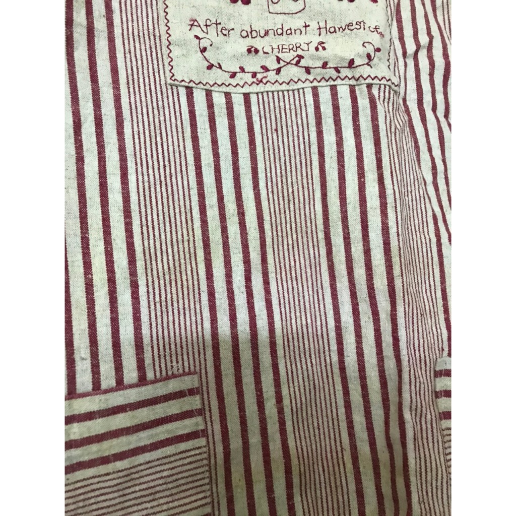 Tạp dề thêu Modern House