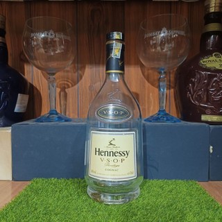 Vỏ chai rượu ngoại Hennessy VSOP trưng bày decor mới đẹp, dáng cao