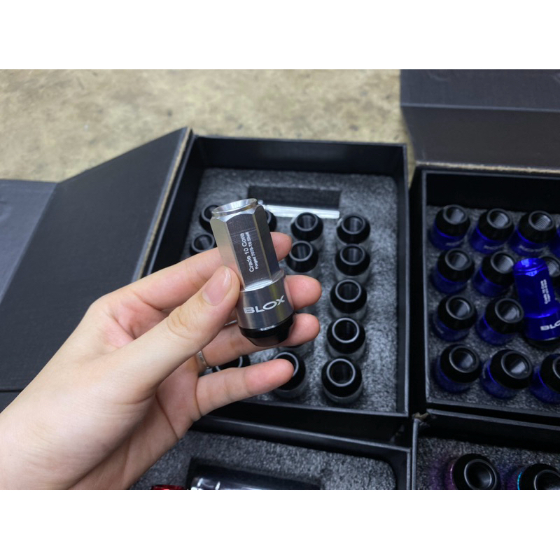 ỐC BLOX VỎ NHÔM NHIỀU MÀU, TĂNG ĐIỂM NHẤN CHO BỘ MÂM