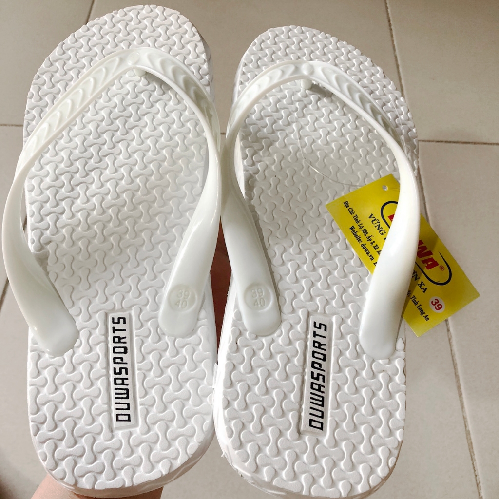 Tông Aisa, Dép xỏ ngón đi biển thời trang