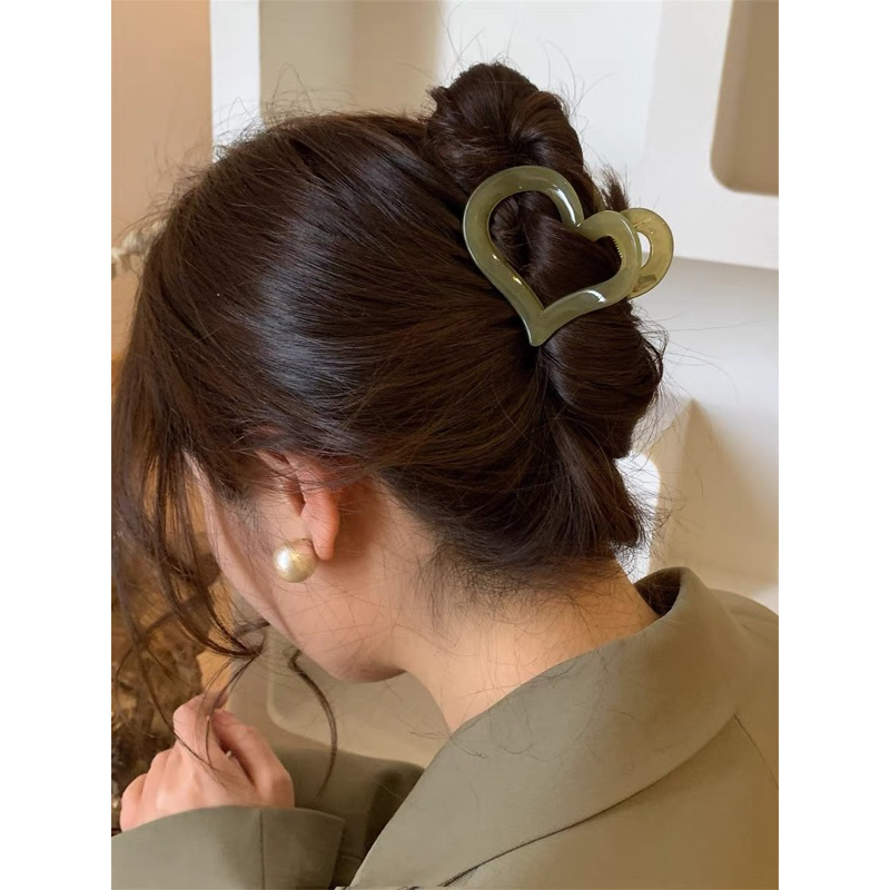 Kẹp càn cua trái tim