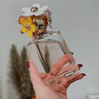Nước hoa 𝐌𝐚𝐫𝐜 𝐉𝐚𝐜𝐨𝐛𝐬 𝐃𝐚𝐢𝐬𝐲 𝐄𝐚𝐮 𝐒𝐨 𝐅𝐫𝐞𝐬𝐡 chiết 10ml