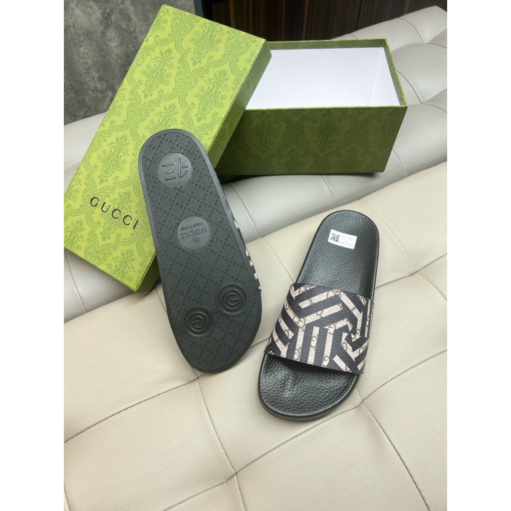 Dép Nam Quai Ngang Hoạ Tiết Chữ Tiger