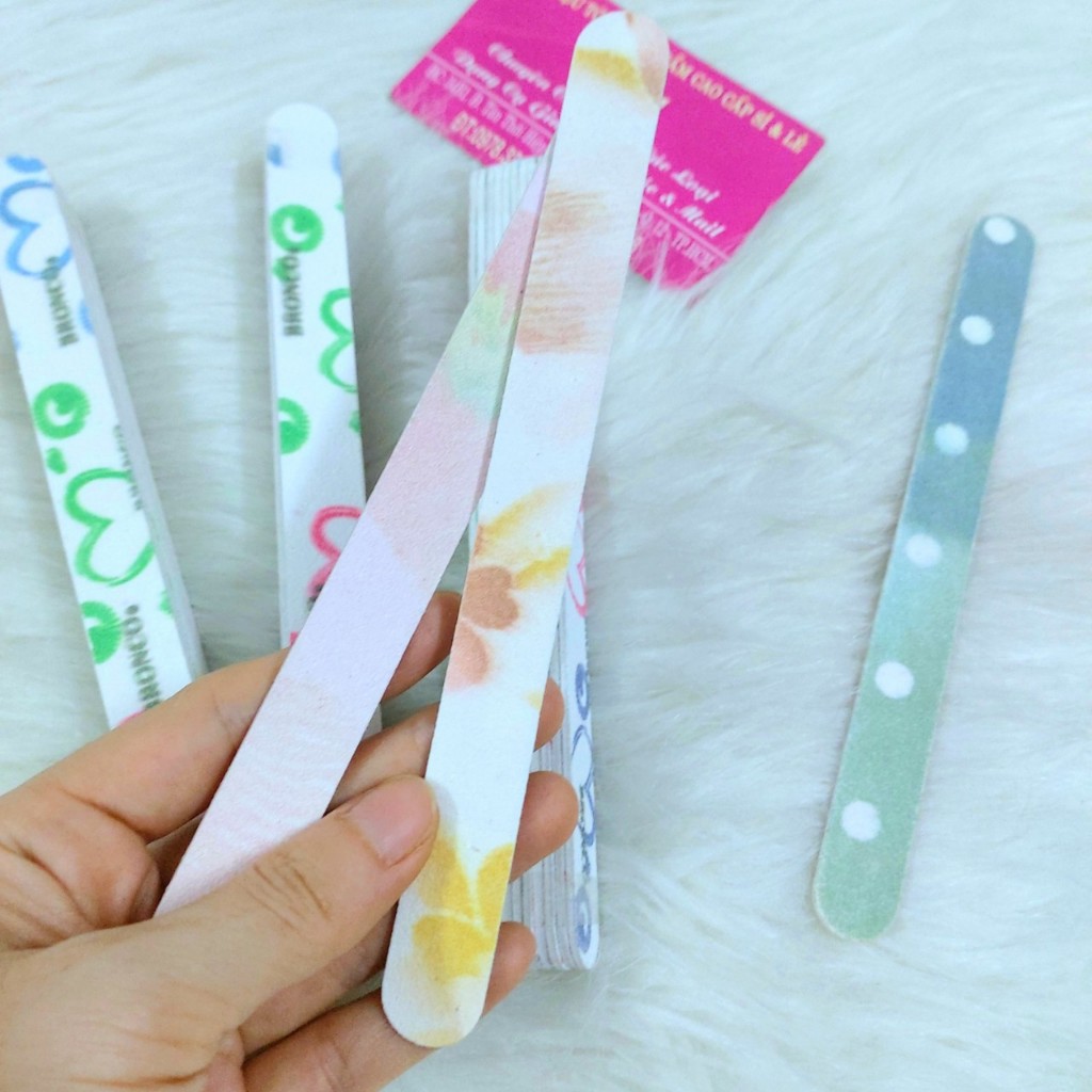 Dũa Móng  Tay Màu Sắc Xinh Xắn Chuyên Dụng Làm Nail