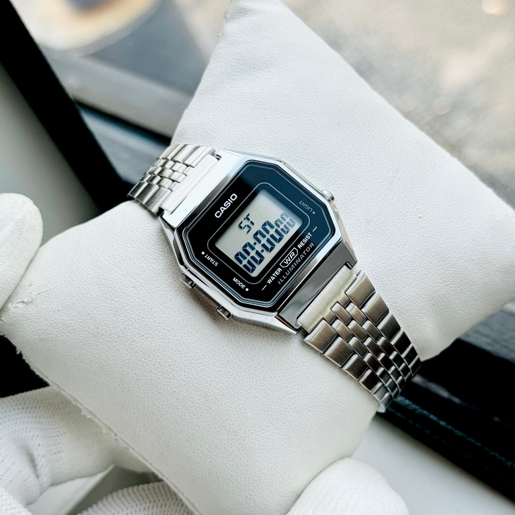 Đồng hồ điện tử nữ dây thép Casio LA680 Vintage
