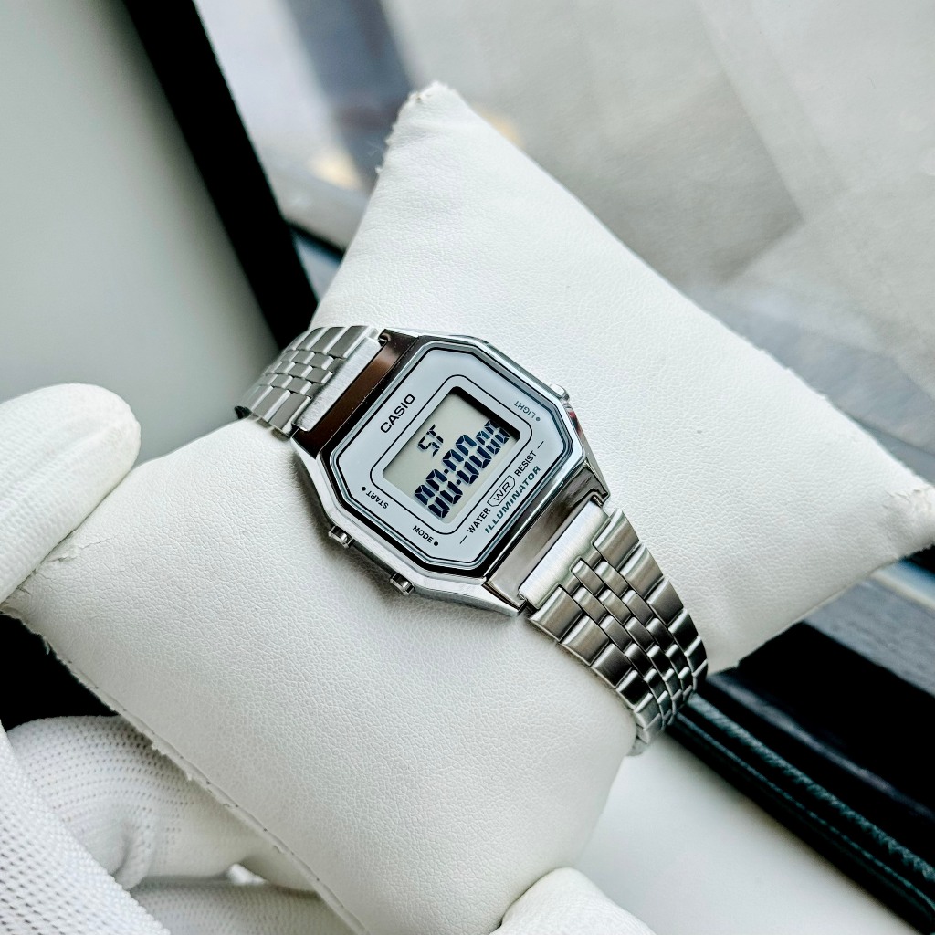 Đồng hồ điện tử nữ dây thép Casio LA680 Vintage