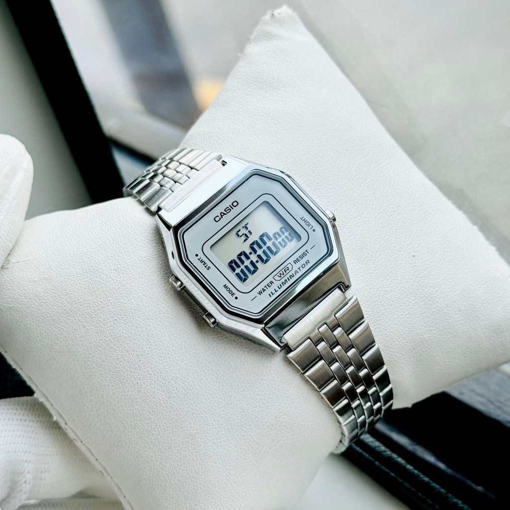Đồng hồ điện tử nữ dây thép Casio LA680 Vintage