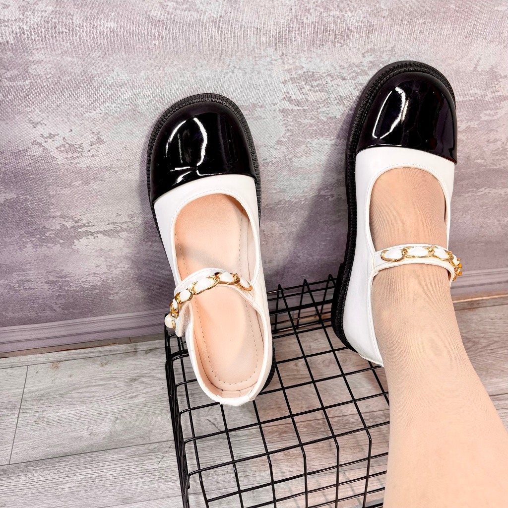 Giày đế đốc phối màu quai ngang xích mũi tròn  TA17