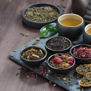 "HỎA TỐC" Trà Oolong Shan Tuyết Tấm