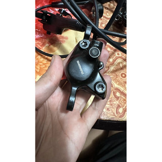 Phanh dầu shimano mt200( không gồm đĩa)