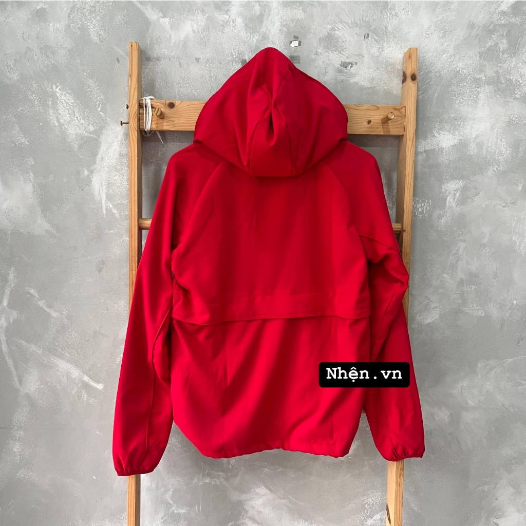 Áo khoác LIVERPOOL 2023 đỏ trơn vải gió trượt nước, chống nắng