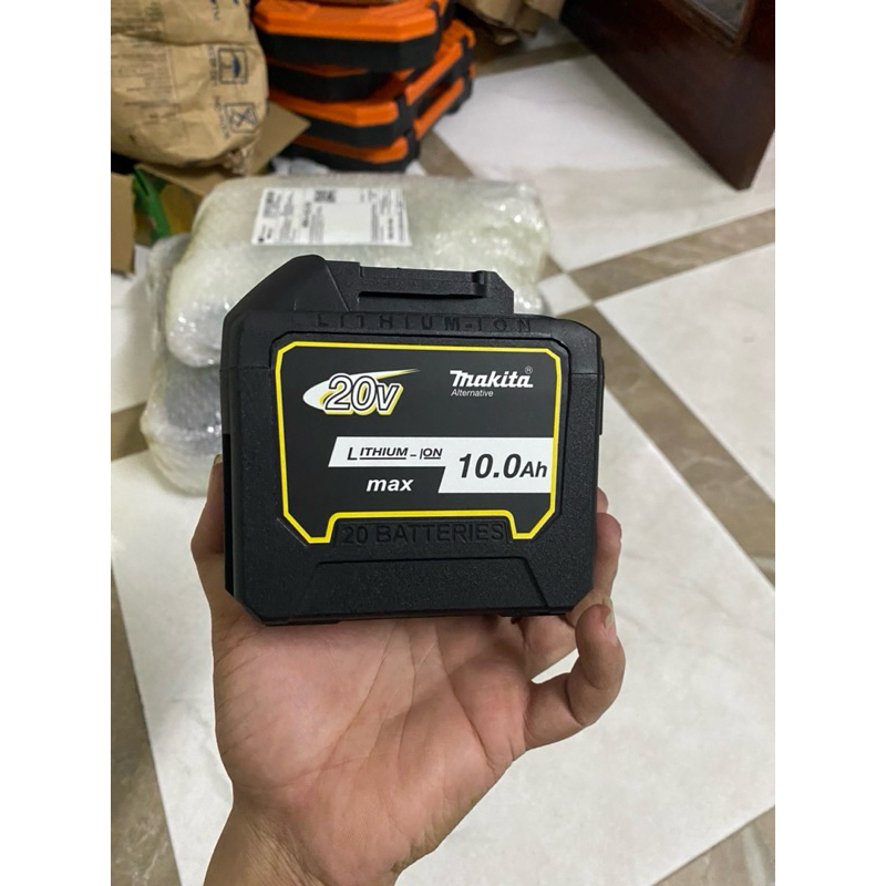 Pin đóng makita 20 cell 5s4p 18v - 21v có đèn led báo pin, pin chân phổ thông 4cm