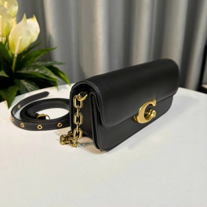 Túi xách coac.h IDOL BAG 23. Thiết kế đơn giản sang trọng