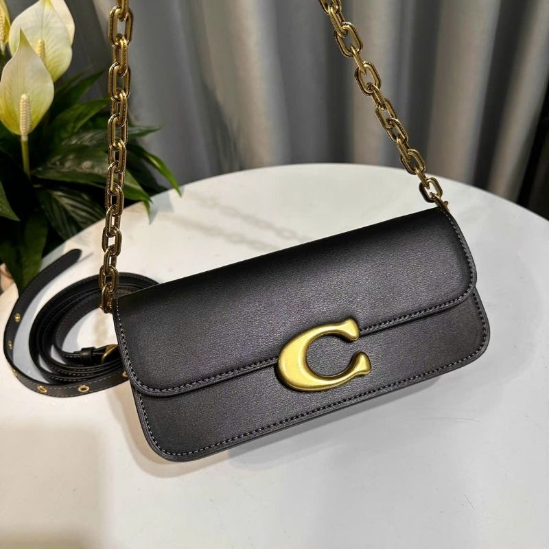 Túi xách coac.h IDOL BAG 23. Thiết kế đơn giản sang trọng