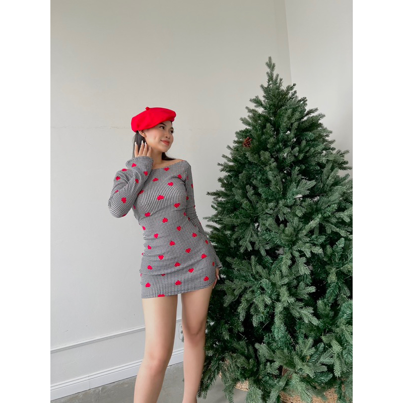 Đầm tay loe cột nơ lưng hoạ tiết Noel độc quyền LOVEKIUTEE