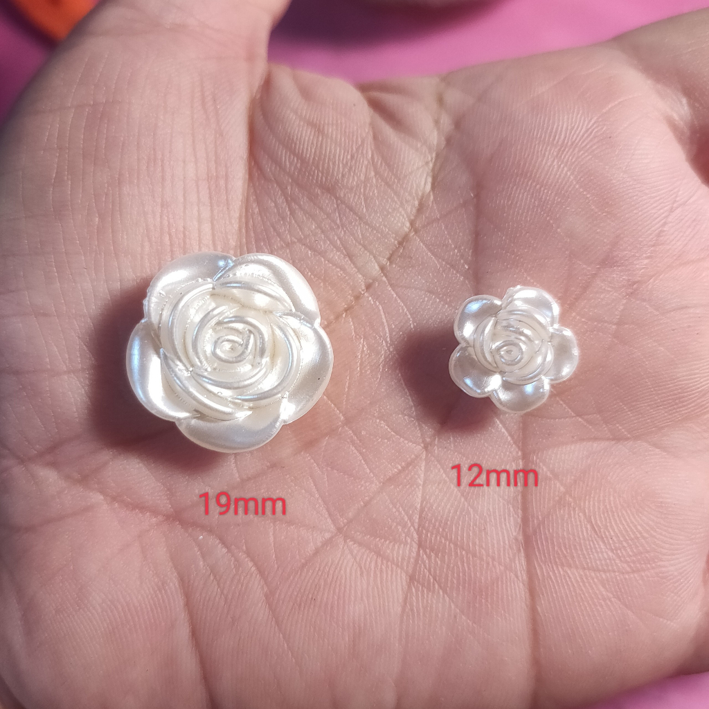 Hoa hồng trắng mẫu ngọc nhựa, hoa hồng làm vòng tay nhiều size 12mm,19mm