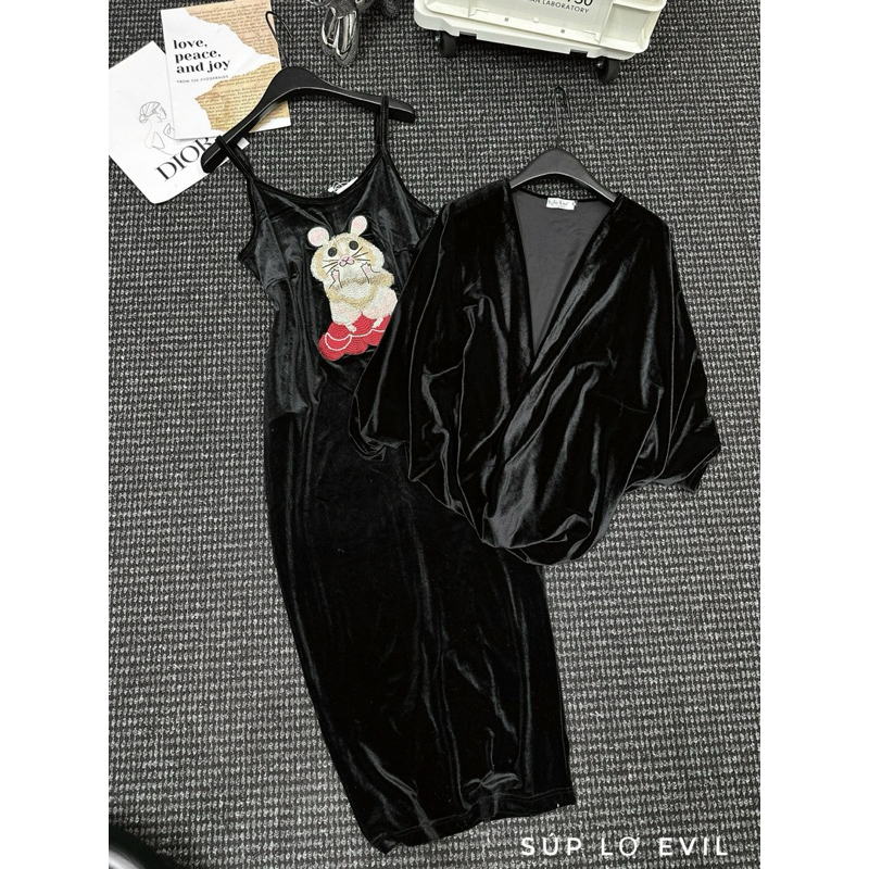 Váy nhung chuột xinh iu