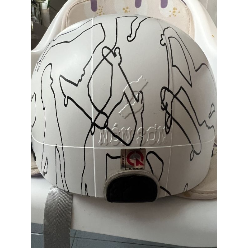 Nón sơn chính hãng đã qua sử dụng! họa tiết lướt ván trắng