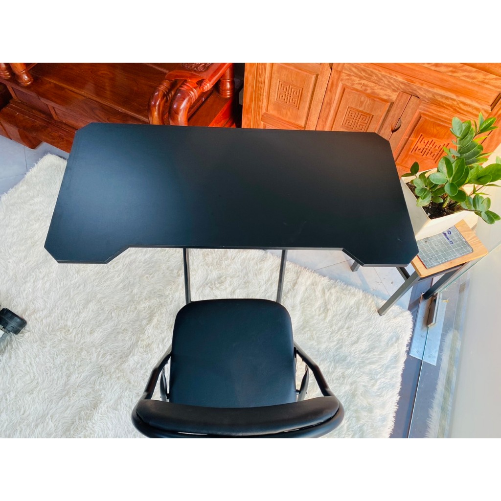 Bàn Gaming kt 50*100cm cao 73 cm gấp gọn