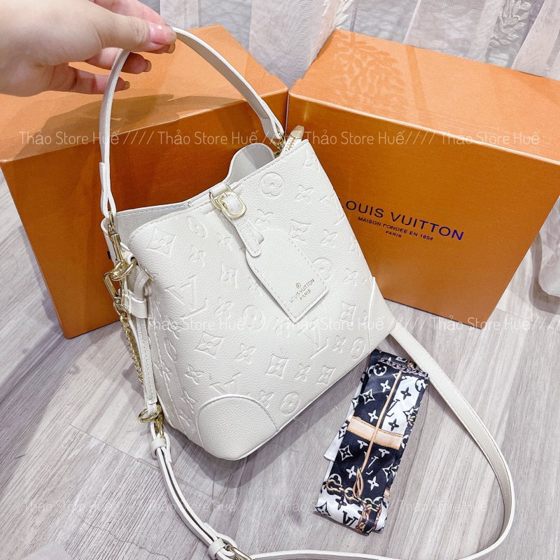 Túi Lệ Vi sz20 cực sang kèm khăn