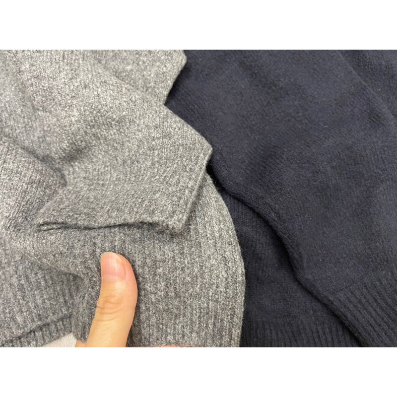 Áo len họa tiết