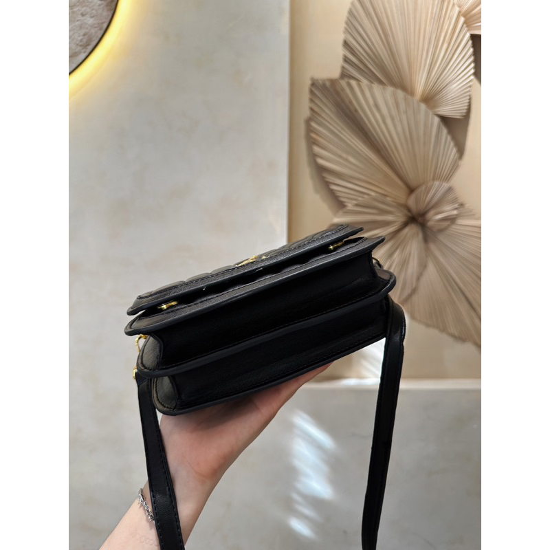 Túi đeo chéo ysl phối viền đen trắng sang chảnh 22cm