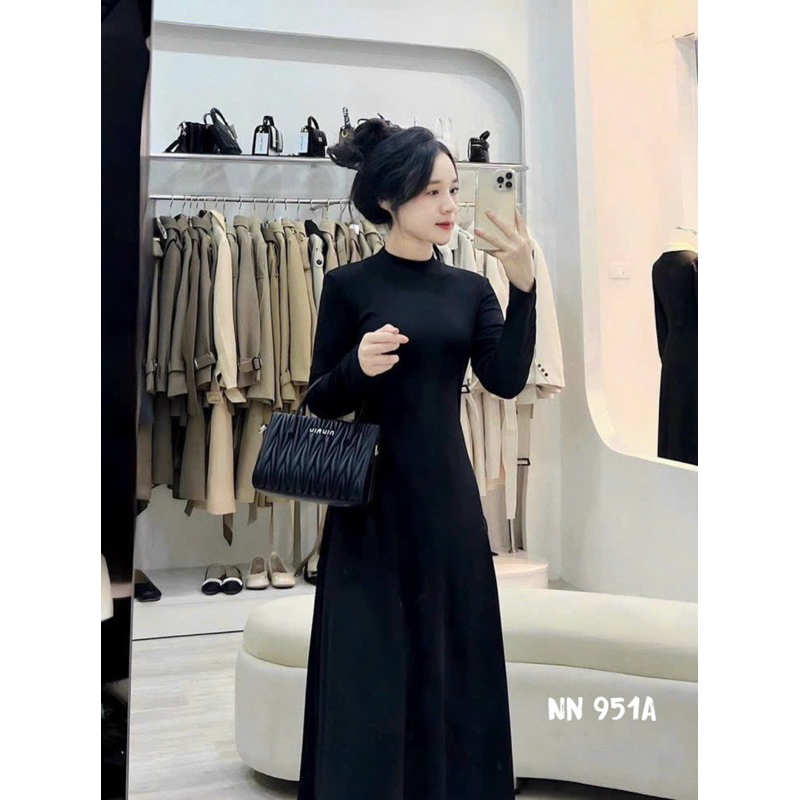 Váy Xoè Cổ Leo Dài Tay Chất Zip