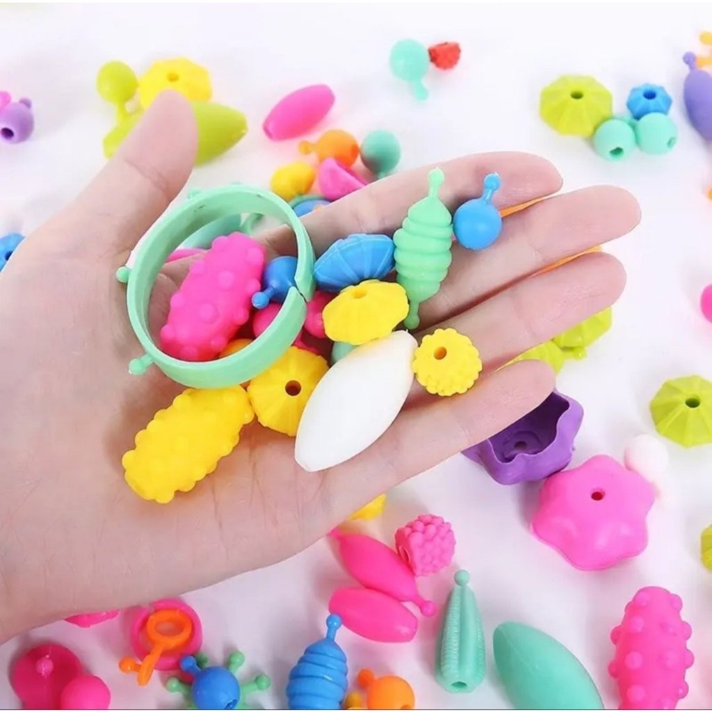 BỘ GHÉP TRANG SỨC CHO BÉ 550 CHI TIẾT, BỘ HẠT XÂU VÒNG TAY, VÒNG HẠT CƯỜM CHO BÉ TẶNG KÈM CUỘN DÂY