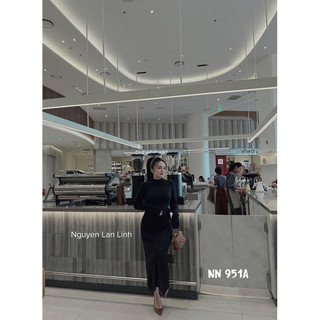 Váy Xoè Cổ Leo Dài Tay Chất Zip