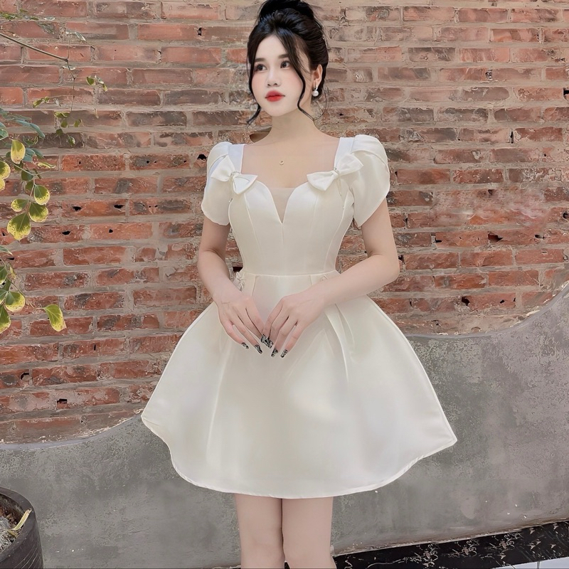 Váy tapta lưới ngực nơ dây đá