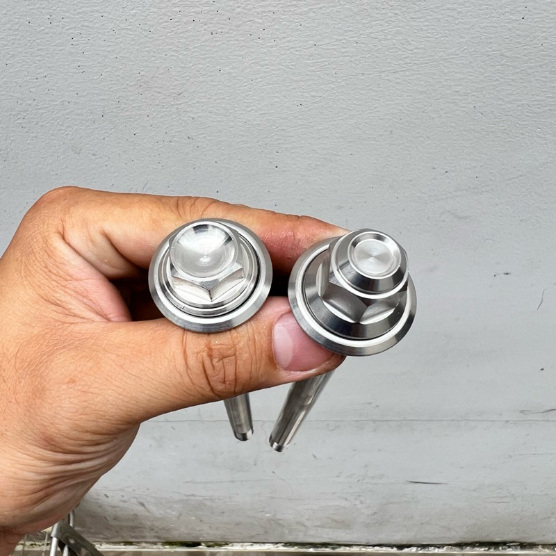 Lông Đền Cốt Bánh 12 Li Inox 304 CNC