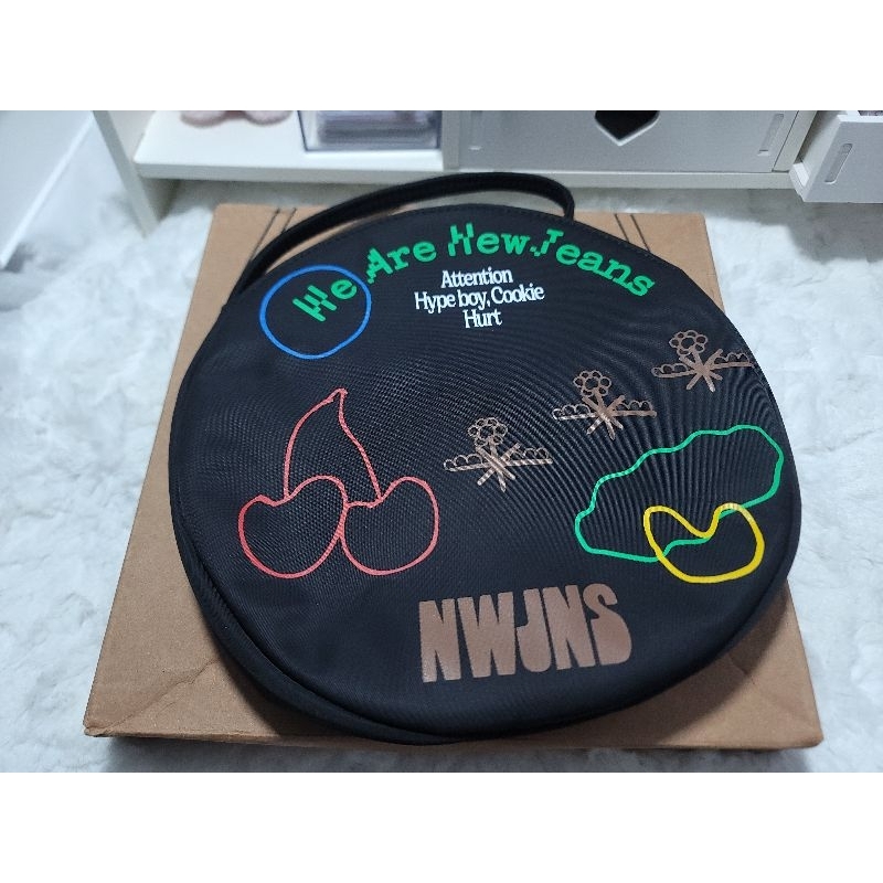 Tách lẻ Album 1st EP NEWJEANS Bag Ver.