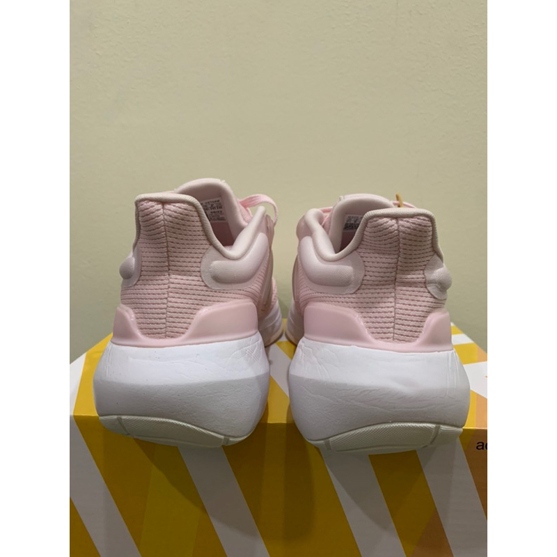 GIẦY THỂ THAO CHẠY BỘ ĐA NĂNG NAM NỮ ULTRABOUNCE, THIẾT KẾ THUẦN VẢI THOÁNG KHÍ, SIÊU ÊM HÀNG CAO CẤP.