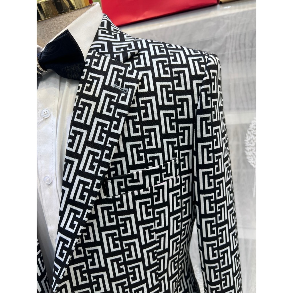 Áo vest nam họa tiết FENdii phong cách sang chảnh lịch lãm.Hàng thiết kế new