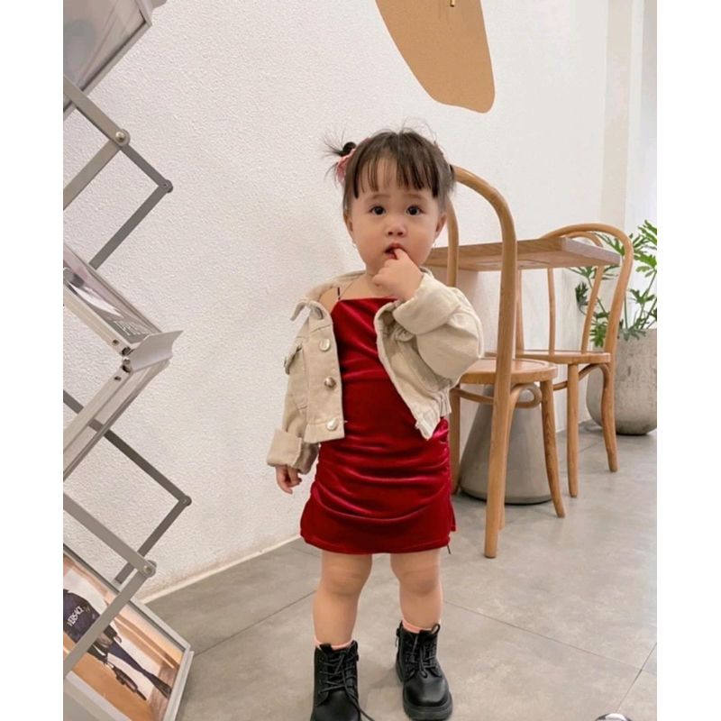 Body nhung dây cho bé gái