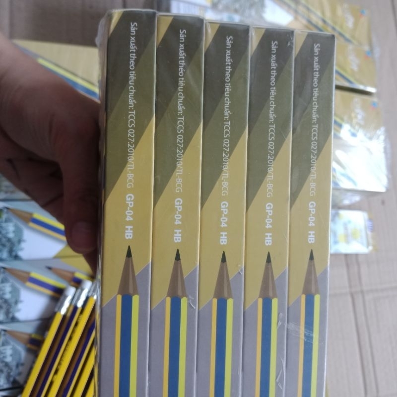 Hộp 10 bút chì gỗ có gôm tẩy