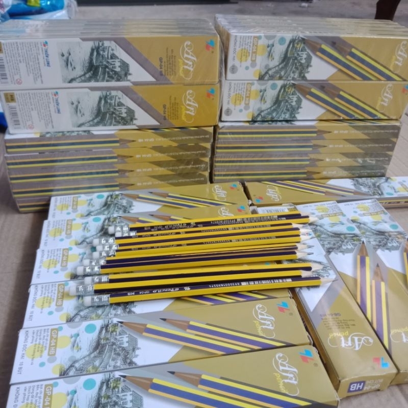 Hộp 10 bút chì gỗ có gôm tẩy