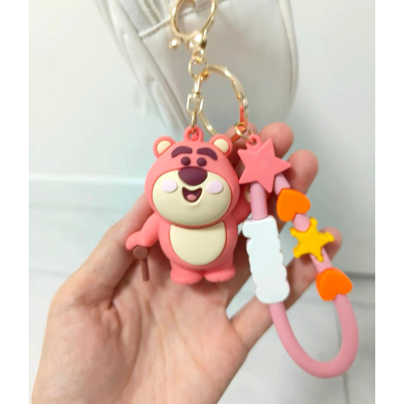 Móc khoá Gấu dâu Lotso hồng nhạt chính hãng