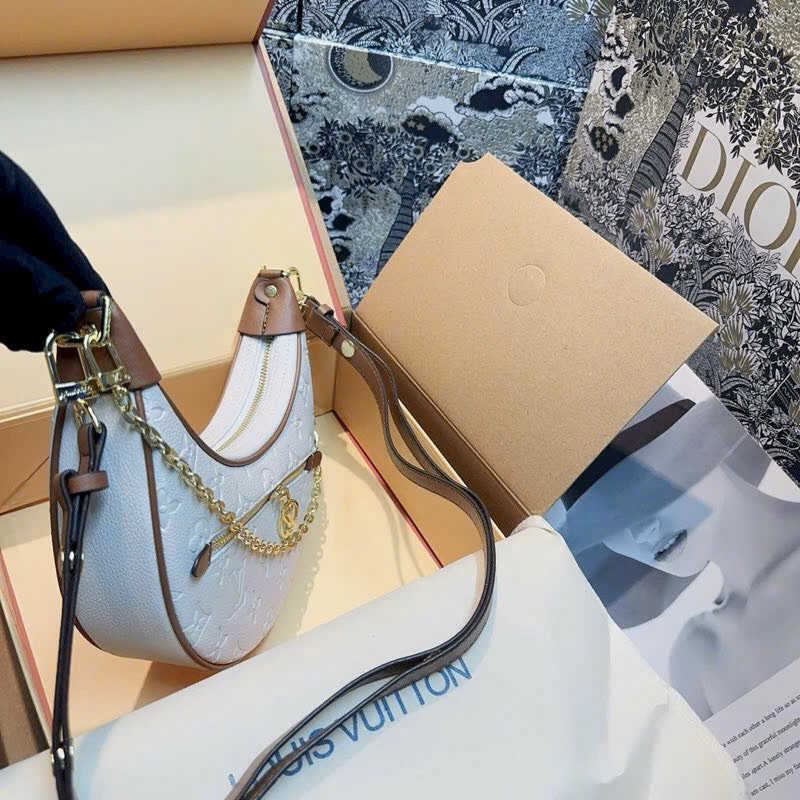 Túi L..V hàng fullbox