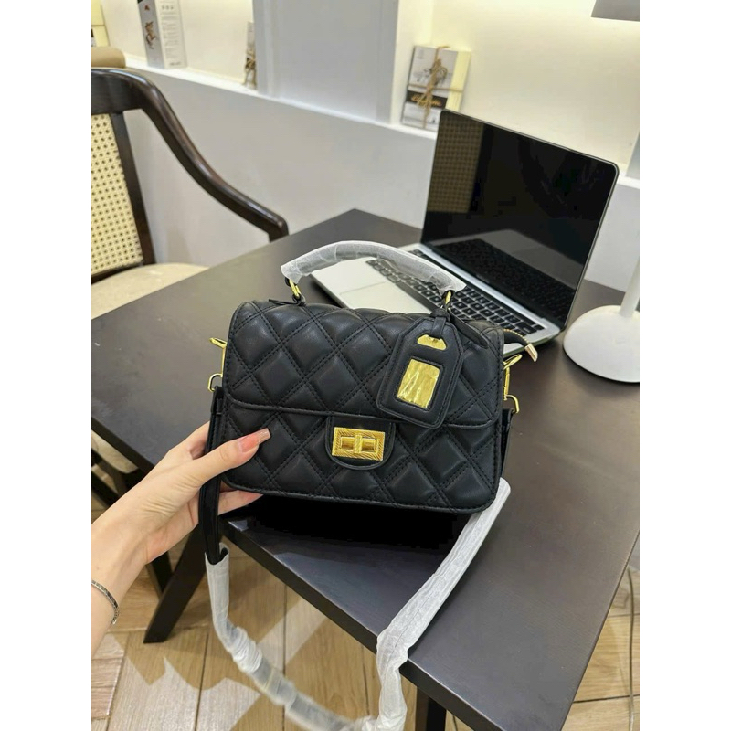 Túi xách vuông hot