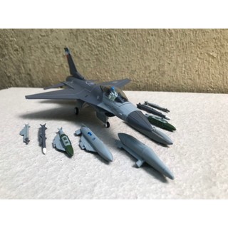 Mô hình máy bay tiêm kích f-16c fighting falcon 1:72