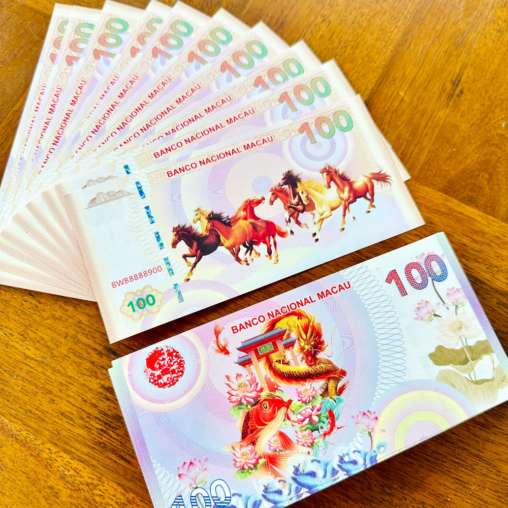 Tiền Mã Đáo Thành Công Macao Lưu Niệm Hình Con Ngựa và Cá Chép Vượt Vũ Môn Lì Xì Tết Ý Nghĩa