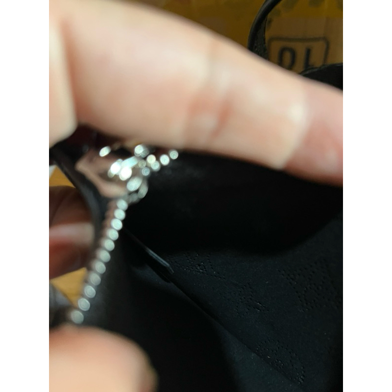 Túi tote lv da bò khắc 25cm