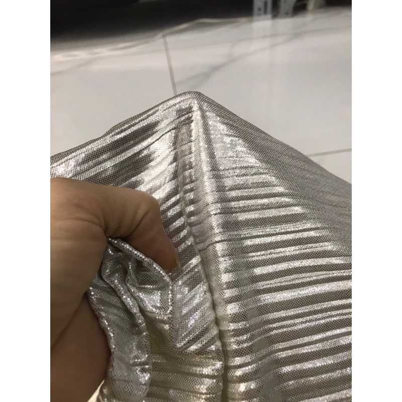 Vải Voan Dập Ly Tăm Màu Bạc Nhũ Ánh Bạc, Mềm Rũ Co Giãn -Khổ 1m5-may đầm kiểu váy dạ hội thời trang