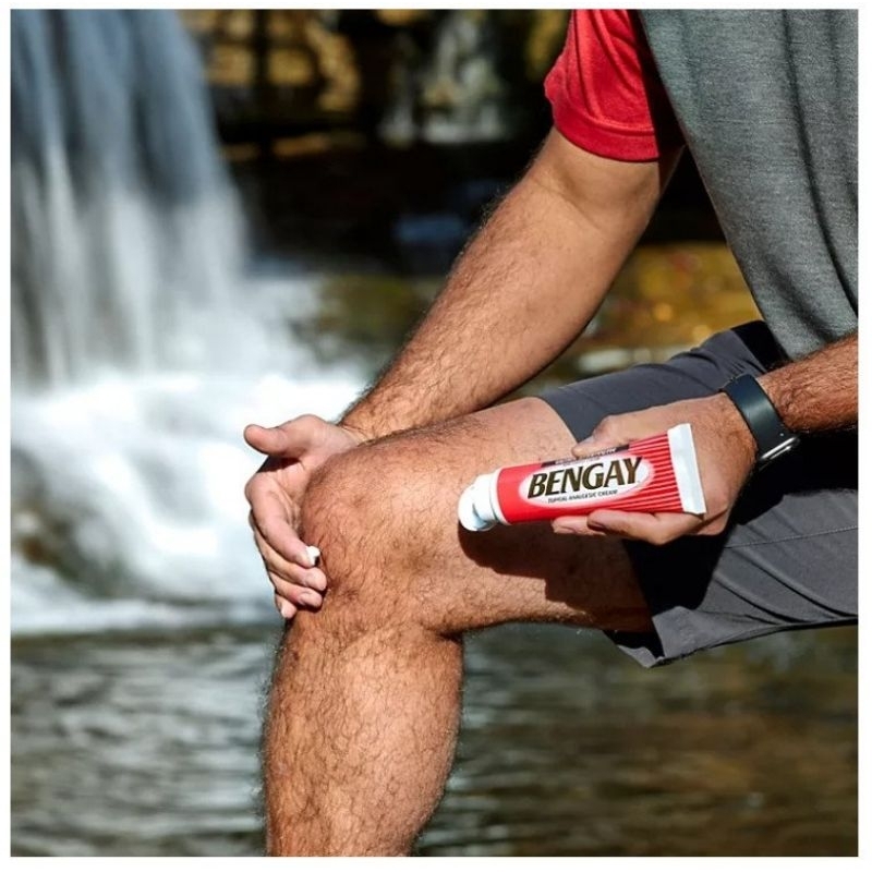 Kem xoa bóp BENGAY Ultra Strength của Mỹ