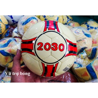 Quả bóng đá 2030 gerustar khâu tay