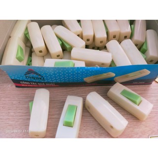 Công Tác Quả Nhót HINOKI, Công Tác QUả Nhót Có Đèn Báo Đỏ