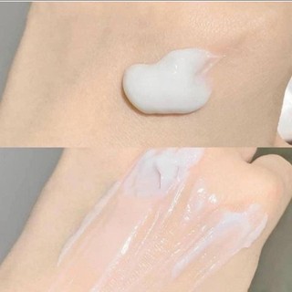 Kem tay Vaseline Deep Moisture Hand & Nail Cream